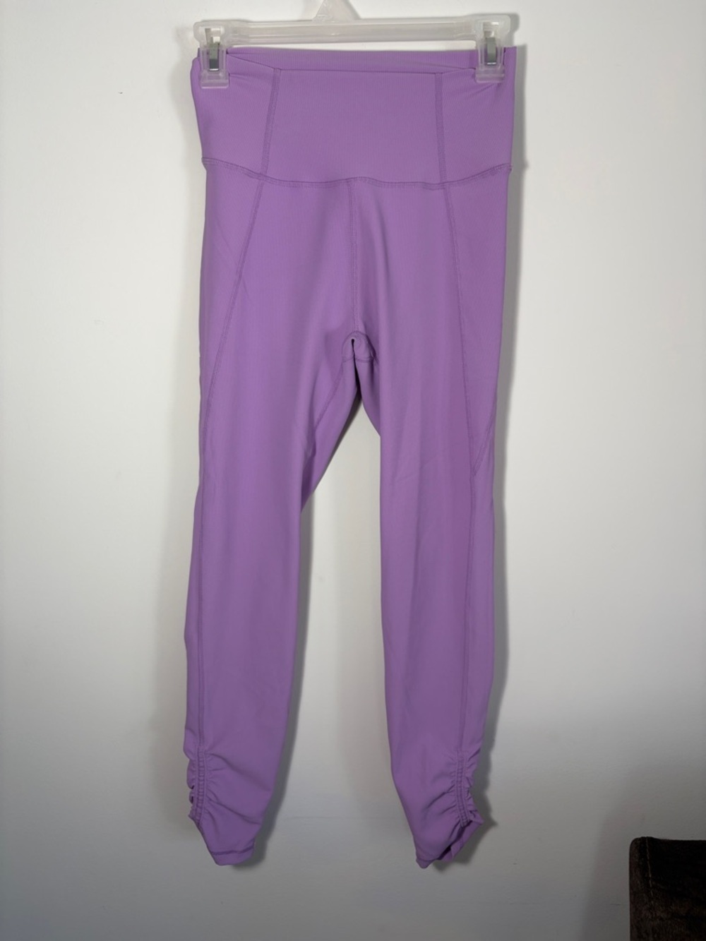 Wilo Lavender Ribbed High-Waist Leggings with Cinched Ankle Detail- S-